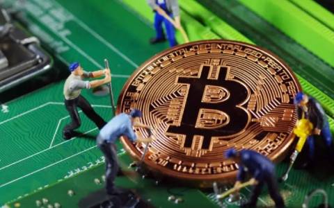 比特币再度破位距离确立大顶再近一步!全球股市迎来“尖峰时刻”